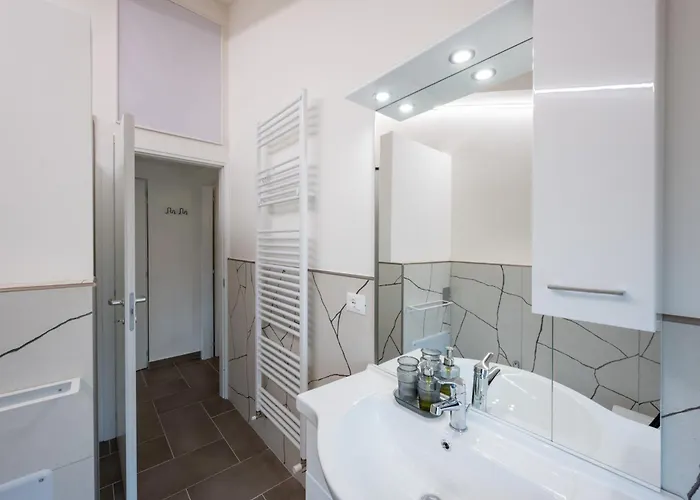 Teresa Tra Ferrari E Lambrusco Apartman *