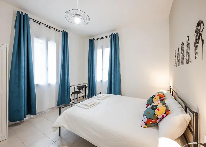 Teresa Tra Ferrari E Lambrusco * Solignano Nuovo