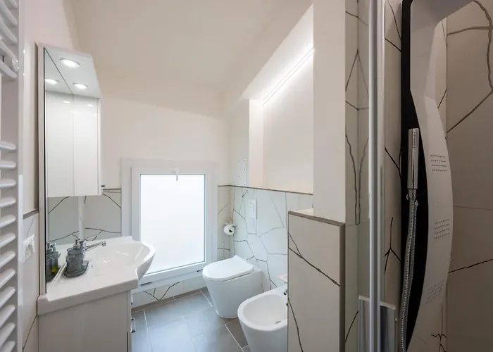 Teresa Tra Ferrari E Lambrusco Appartement